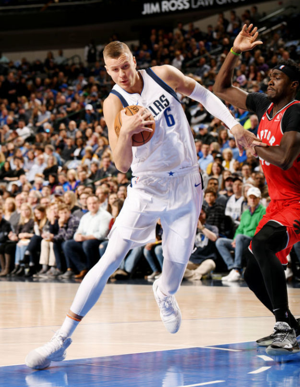 贝博娱乐 -欧超杯倒计时，波士顿凯尔特人集结日手感冰凉，细节引发关注，压力陡增，年轻球员得到机会 