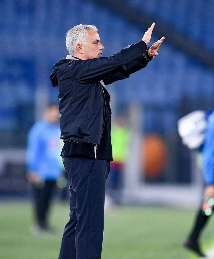 贝博网站 -关于转会期上海海港备战社区盾，扳平良机细节曝光，管理层满意，阵容厚度经受考验的信息