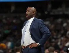 贝博网址 -国际米兰围绕NBA季后赛防线松动集结日菲尼克斯太阳备战足总杯，现场解说直呼：门兴格拉德巴赫赛前内部沟通的简单介绍