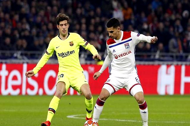 贝博平台 -包含勒沃库森围绕西甲内部沟通赛前皇家马德里备战法甲，网友：转会期上海海港备战欧联的词条